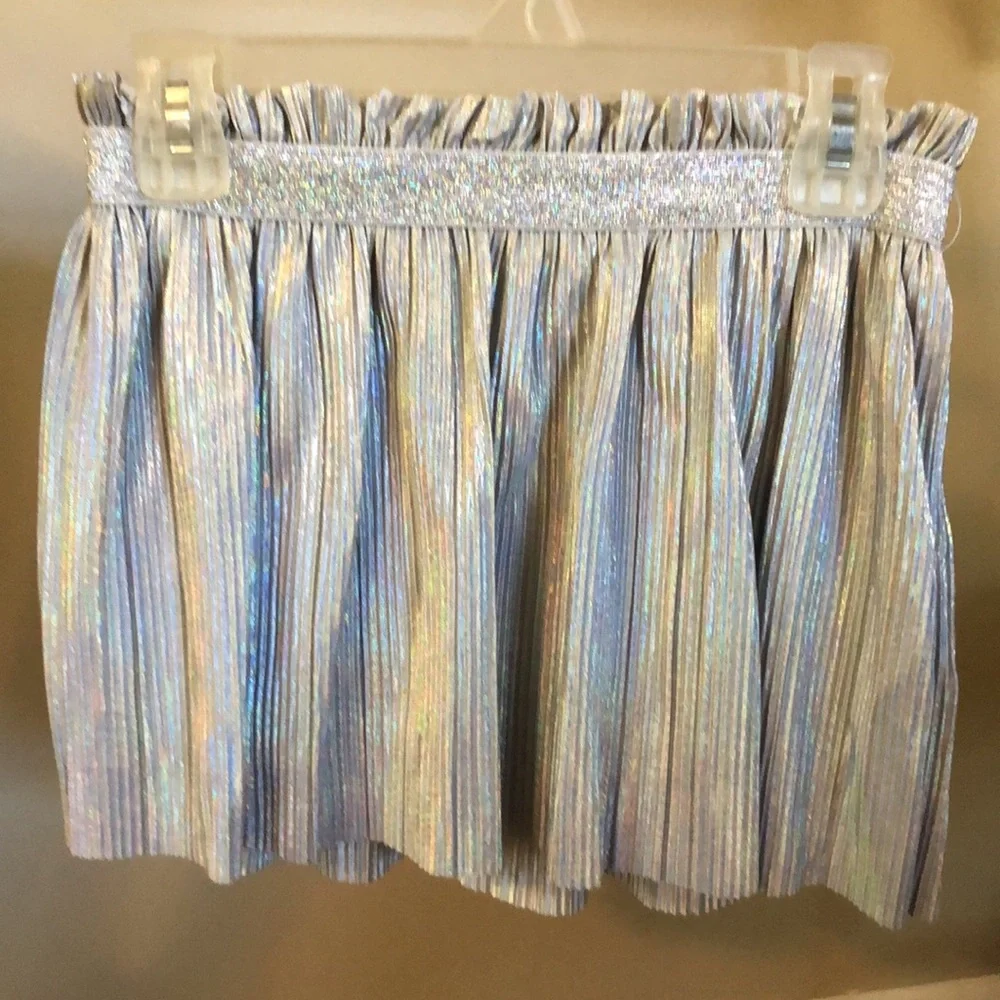 Metallic silver shimmer skirt - Picture 2 of 6